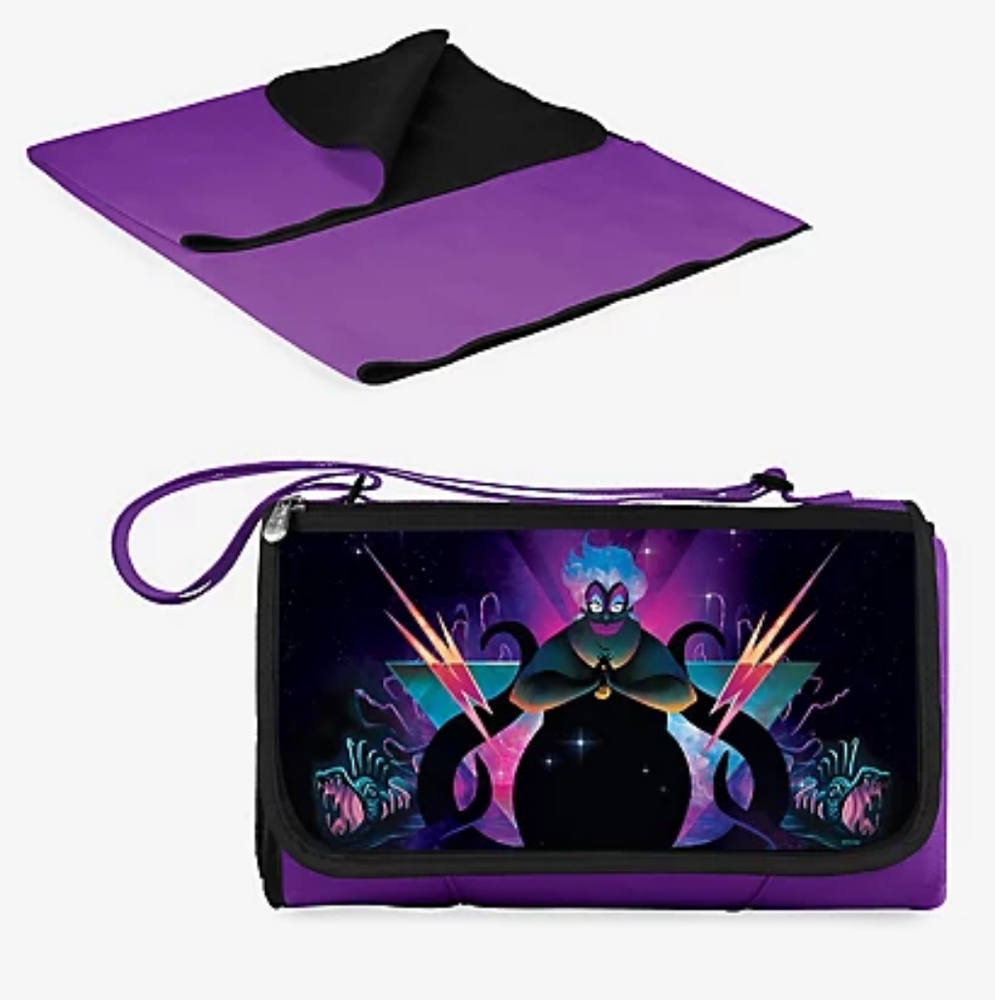 Disney Ursula Outdoor Blanket